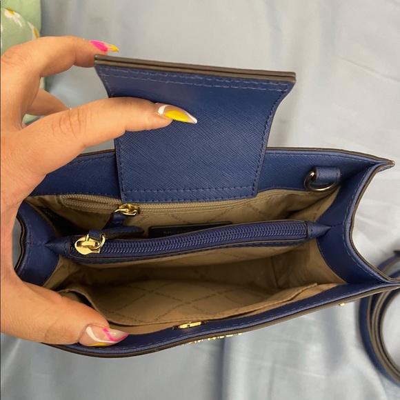 Michael Kors - Picture 2 of 3